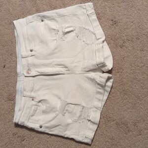 White distressed jean shorts